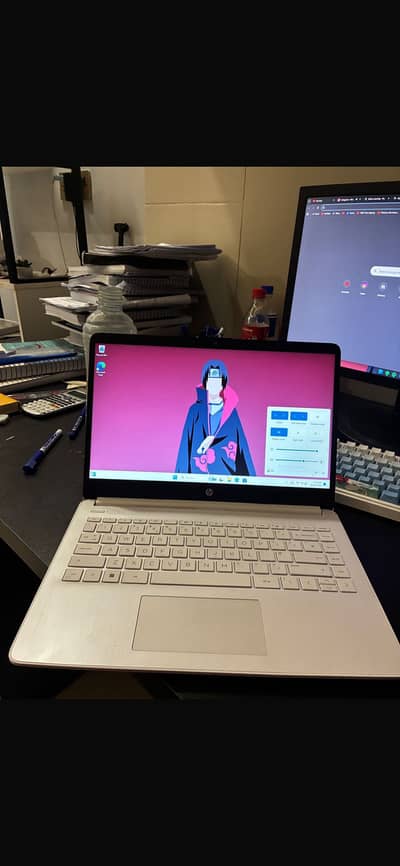 Hp 16gb ddr4/256 NVME m. 2 Laptop