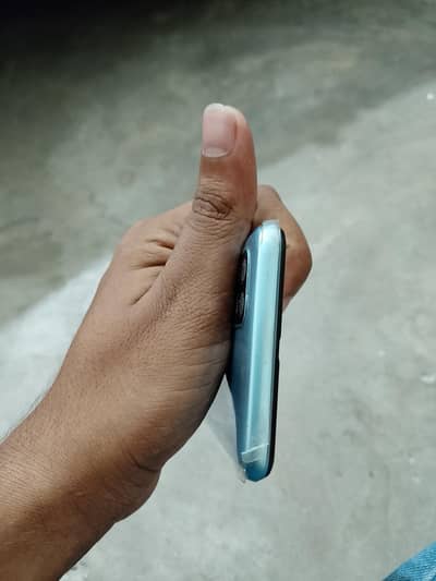 Realme C21