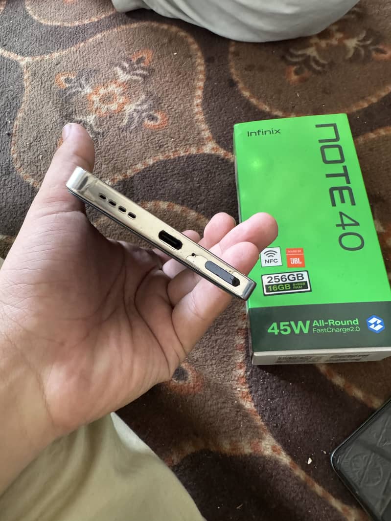 Infinix Note 40 2
