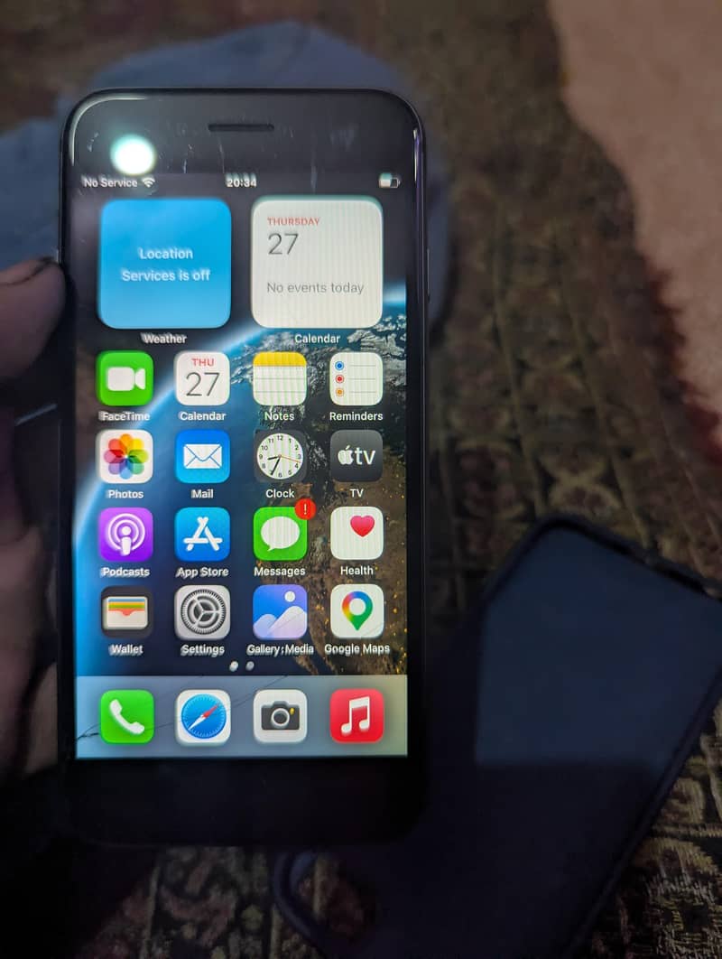 Apple iPhone 8 4