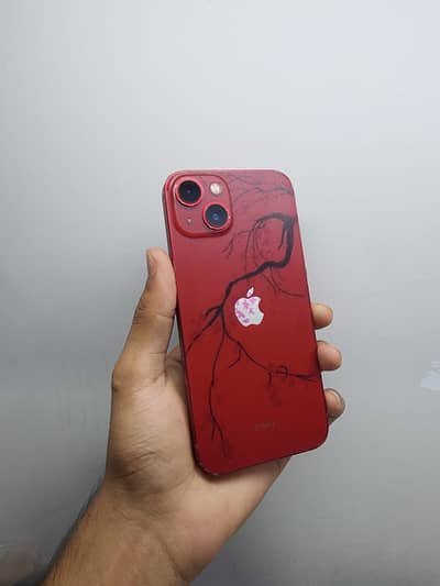 Apple iPhone 13