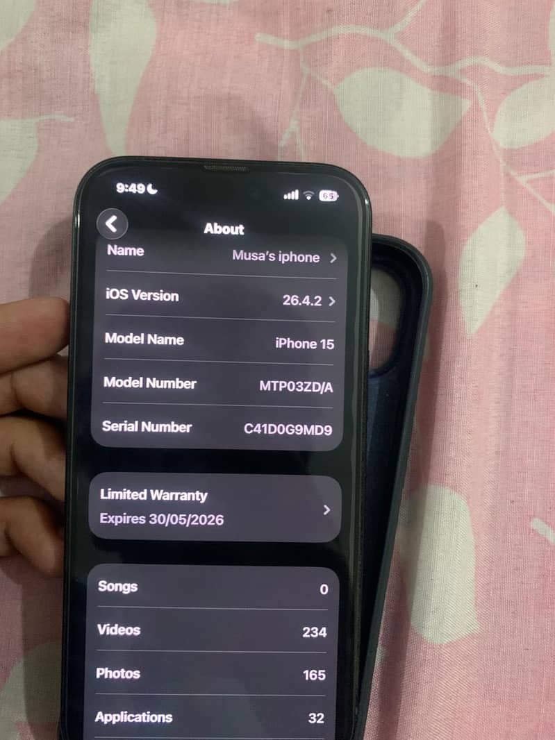 Apple iPhone 15 3