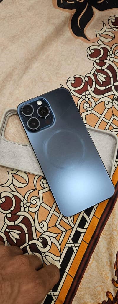 Apple iPhone 15 Pro Max