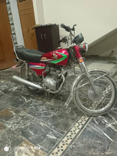 Honda CG125 motor bike for sale
