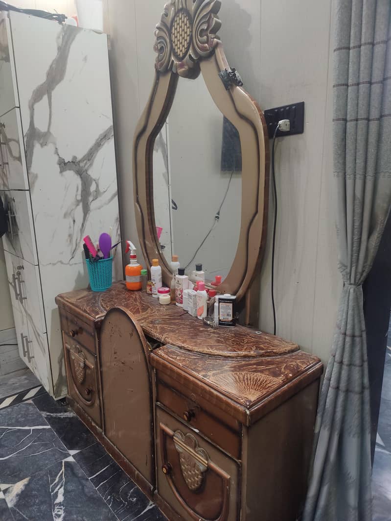 Dressing Table 2