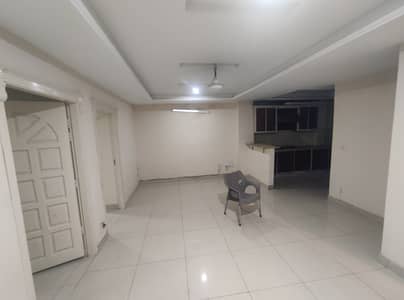 2BED UNFURNISHED apartment available monthly rent in ISLAMABAD E11 2 medical society