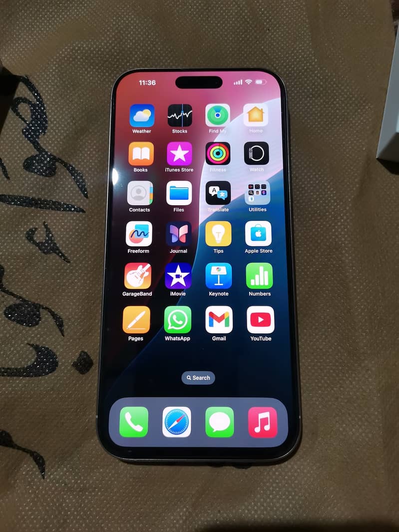 iPhone 16 Pro Max JV 6