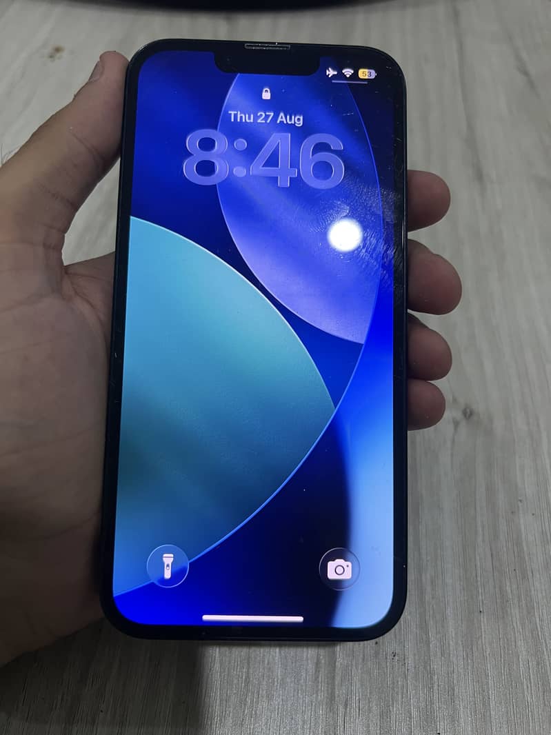 Apple iPhone 13 5