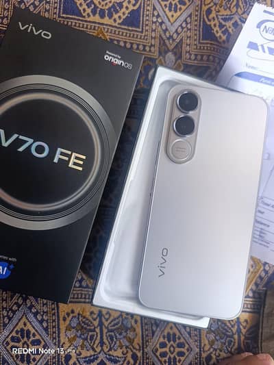 Vivo V70 FE 5G