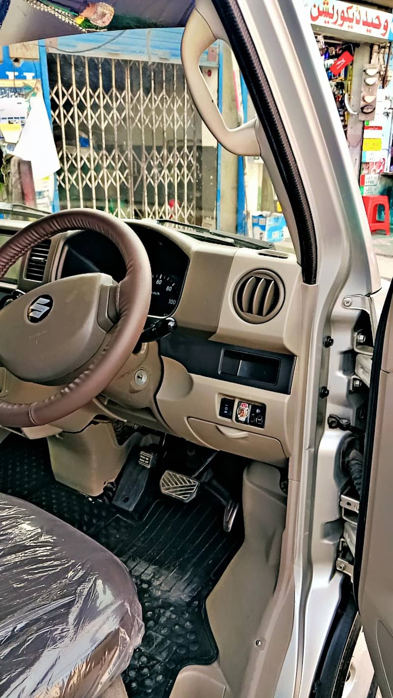 Suzuki Every 2012 7