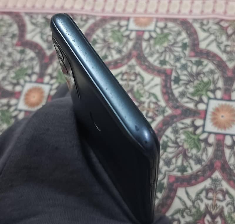 tecno spark 7 5