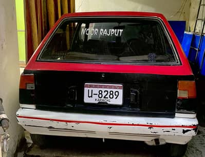 Daihatsu Charade 2002