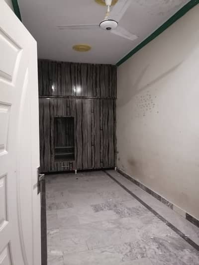 1 room for family in rent h. 13
