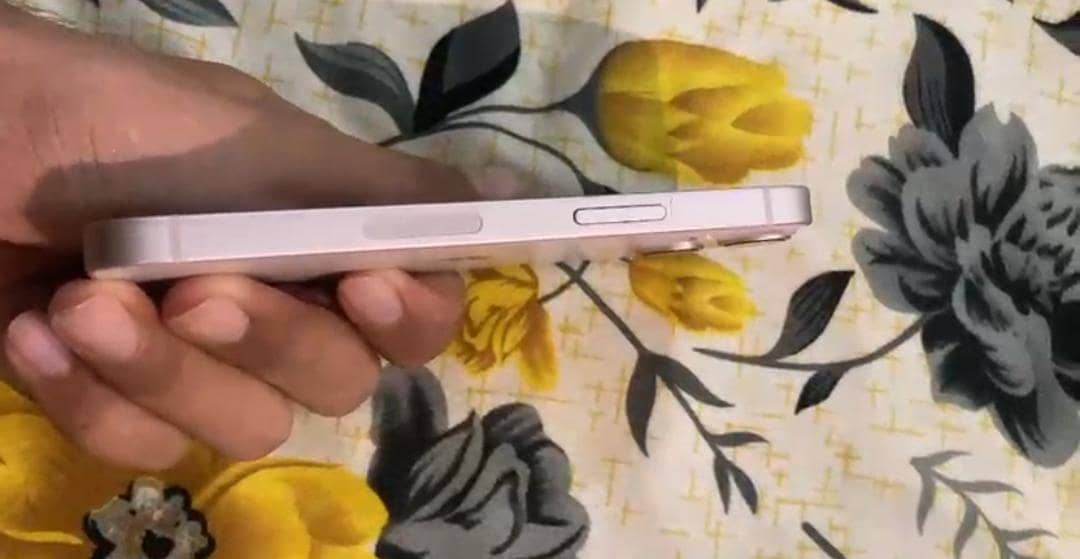 Apple iPhone 13 mini 1