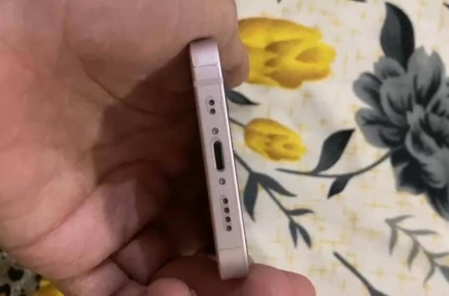 Apple iPhone 13 mini 2