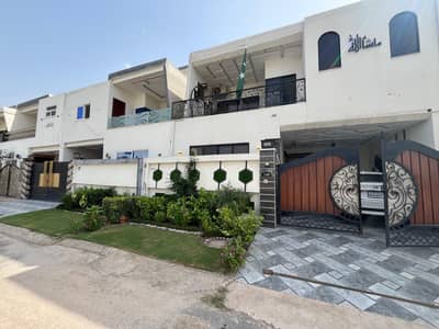 5 Marla Park facing Beautiful House for Sale Buch Villas Phase 2