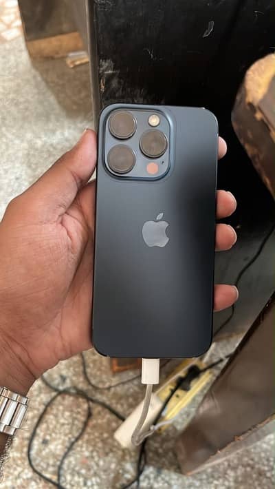 Apple iPhone 15 Pro