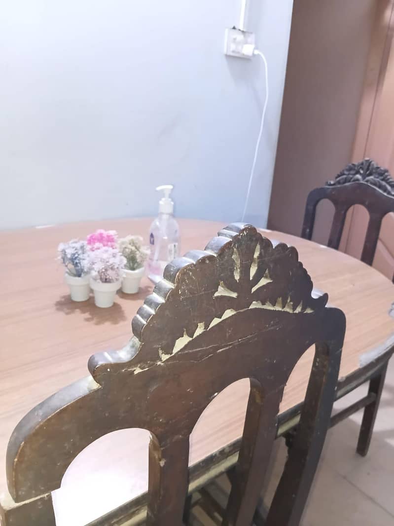 daining table 4