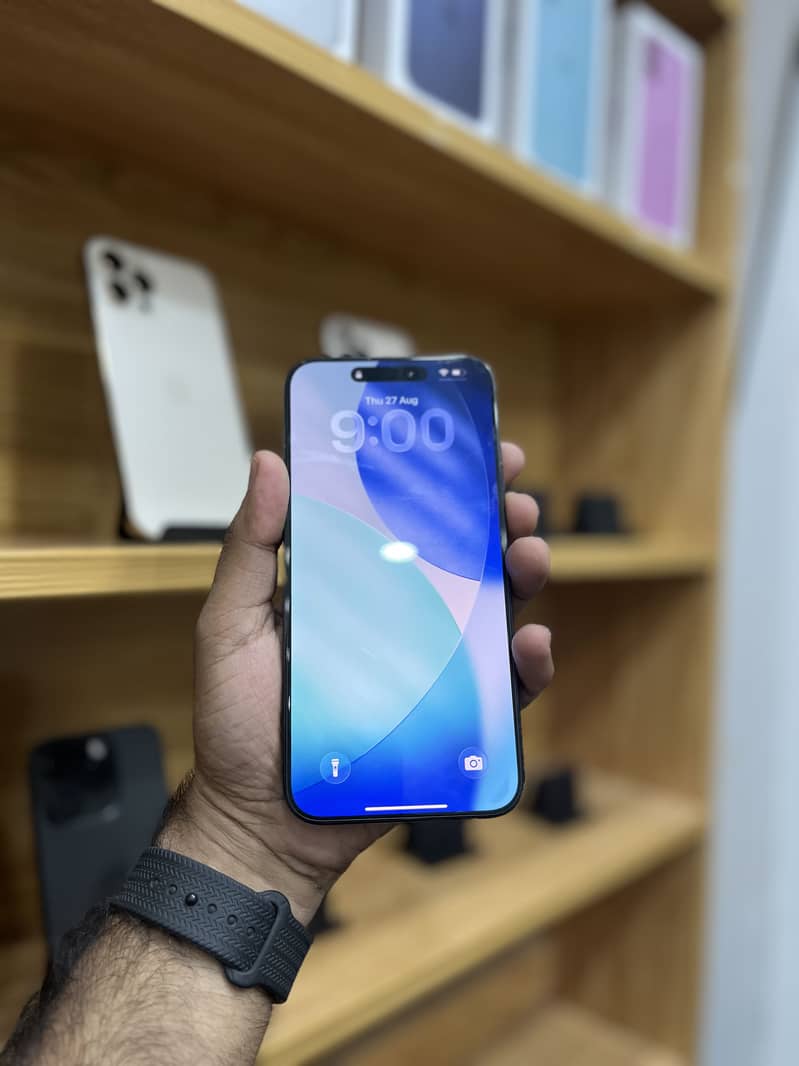 Apple iPhone 15 Pro Max 7