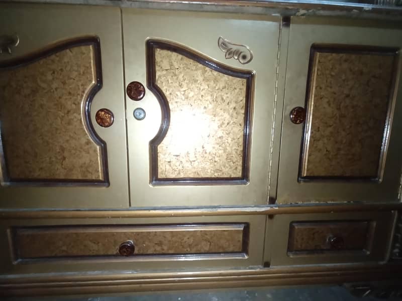Dressing Table 4