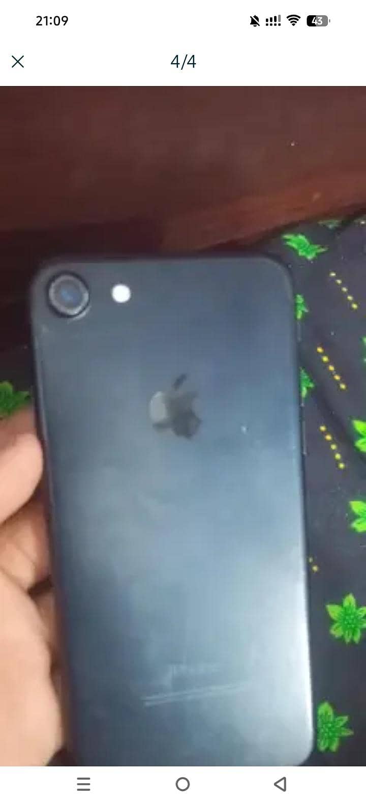 Apple iPhone 7 1