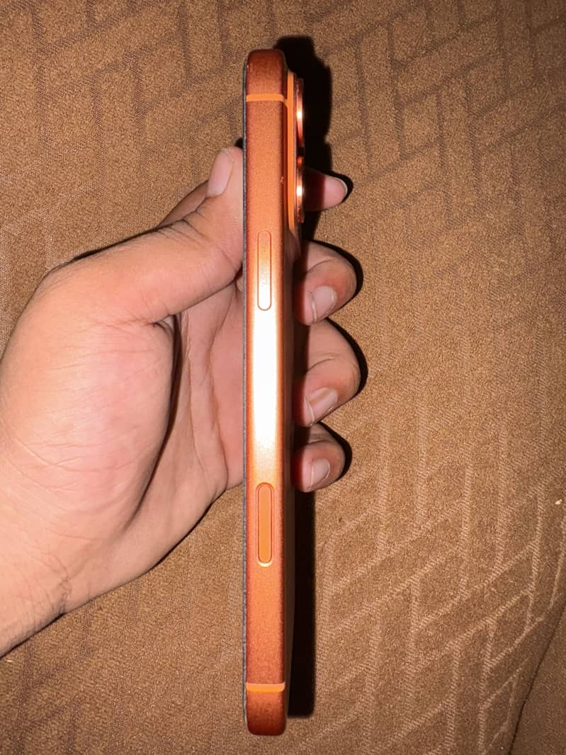 iPhone 17 pro max jv 3