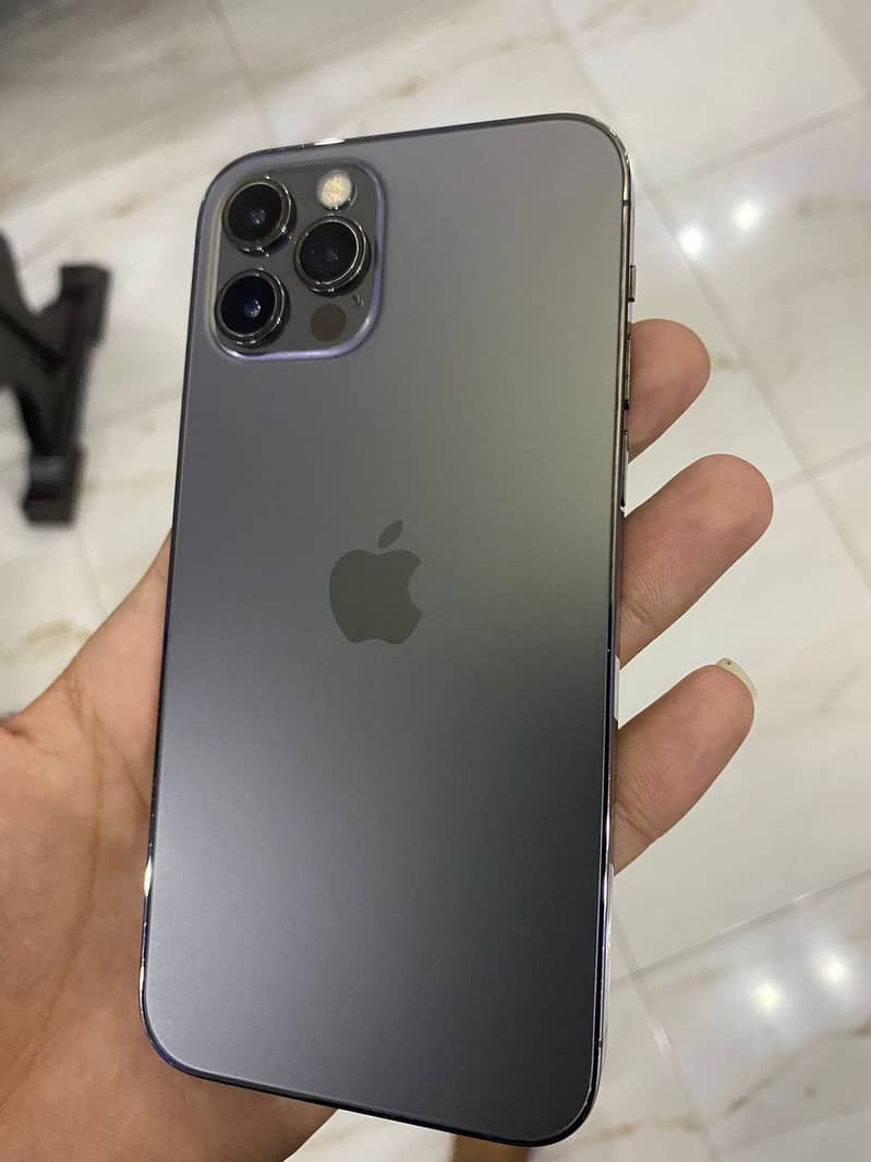 Apple iPhone 12 Pro 0