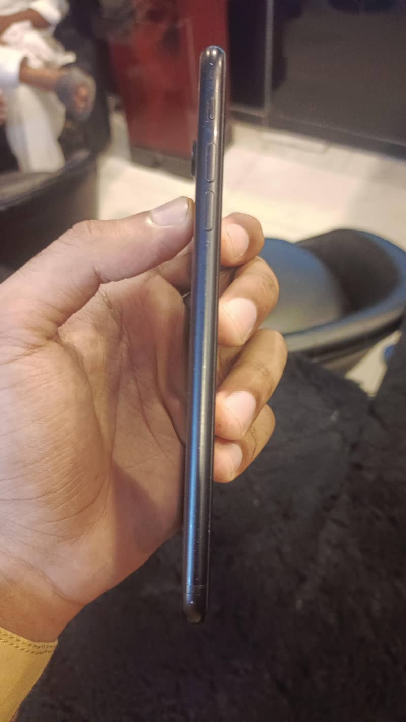Apple iPhone 7 Plus 0