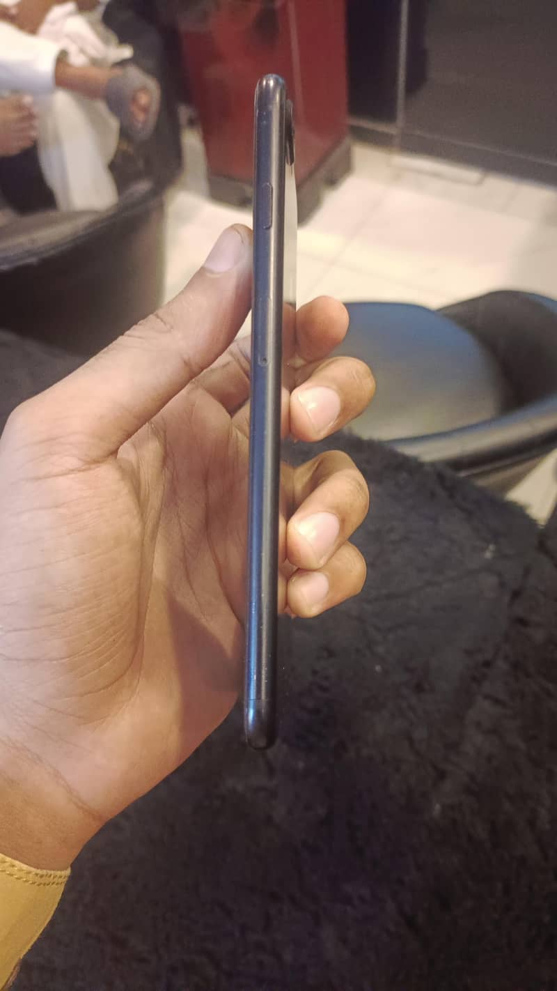 Apple iPhone 7 Plus 1