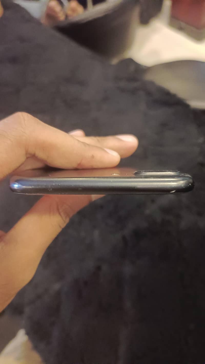 Apple iPhone 7 Plus 2
