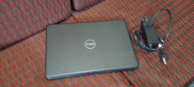 Dell latitude 3300 i3 7th generation laptop