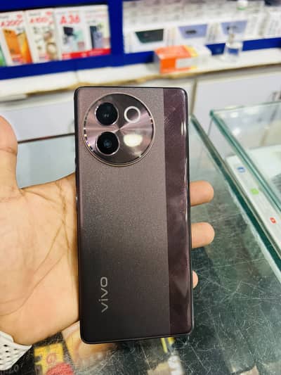 Vivo V30E