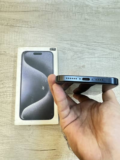 Apple iPhone 15 Pro Max