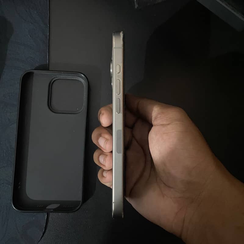 Apple iPhone 15 Pro 5