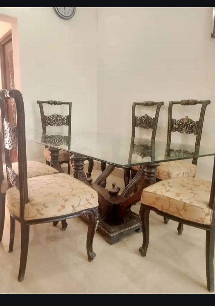dinning table 0