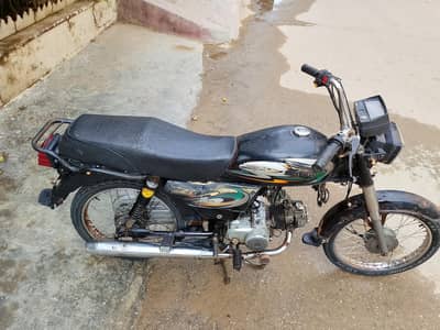 super power black colour model 2014 70cc bike for sale