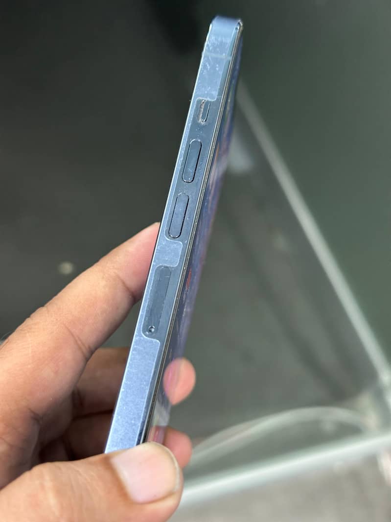 Apple iPhone 13 Pro Max 1