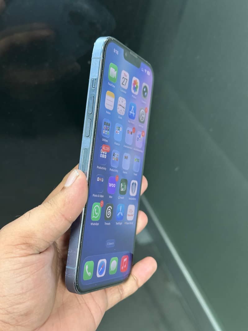 Apple iPhone 13 Pro Max 6