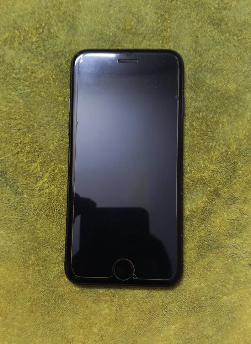 Apple iPhone 7 1