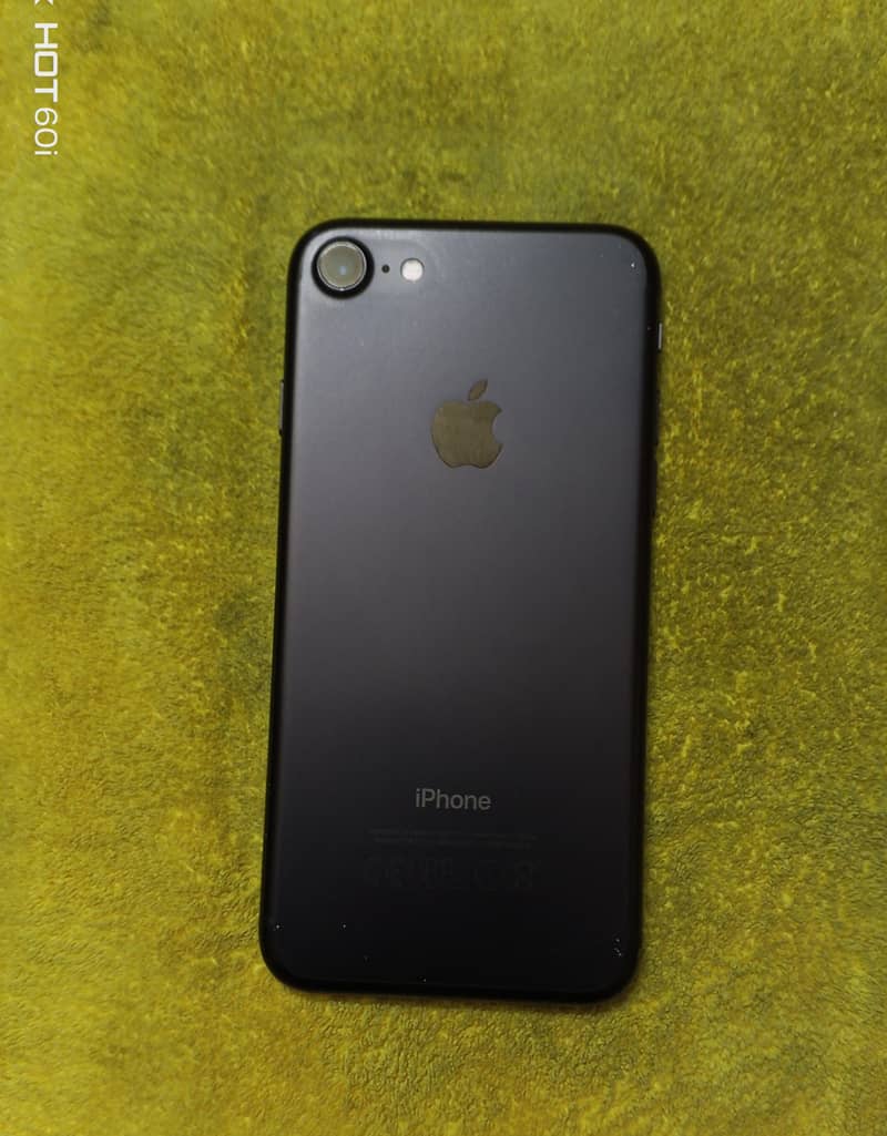 Apple iPhone 7 2