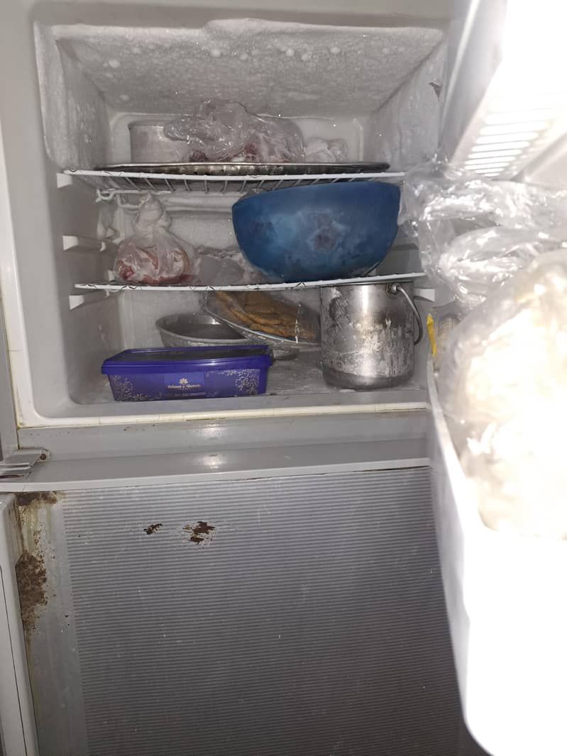 Refrigerator 3