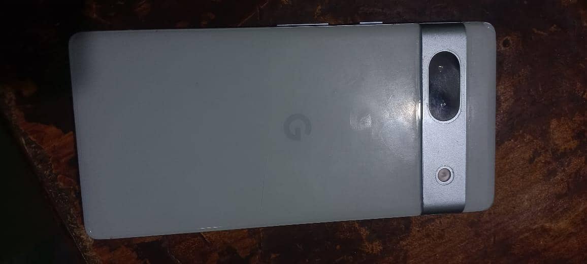 Google Pixel 7a 4