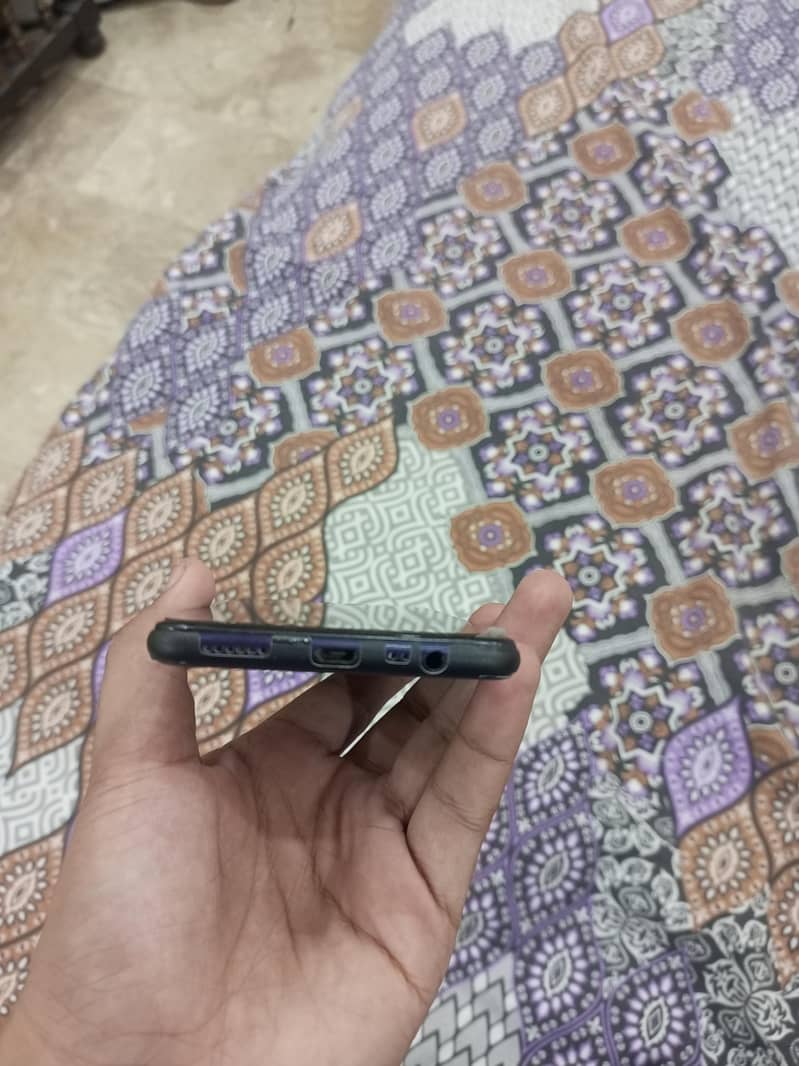 OPPO A3s 1