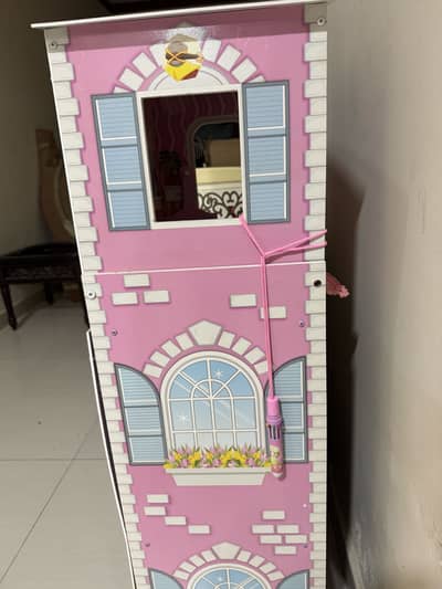 Doll house