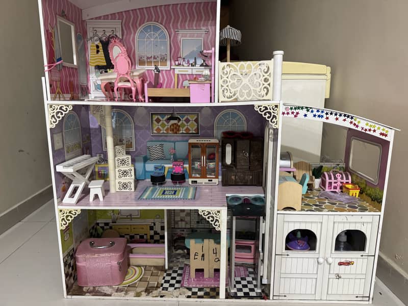 Doll house 1