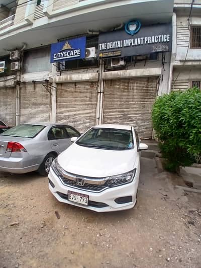 SHOWROOM AVAILABLE FOR RENT | PRIME LOCATION