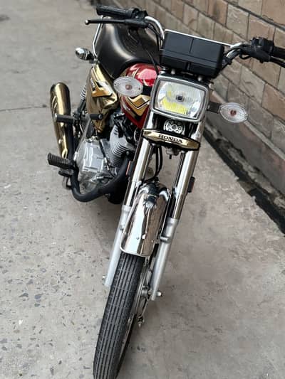 honda CG 125 red gold edition 2026 self start