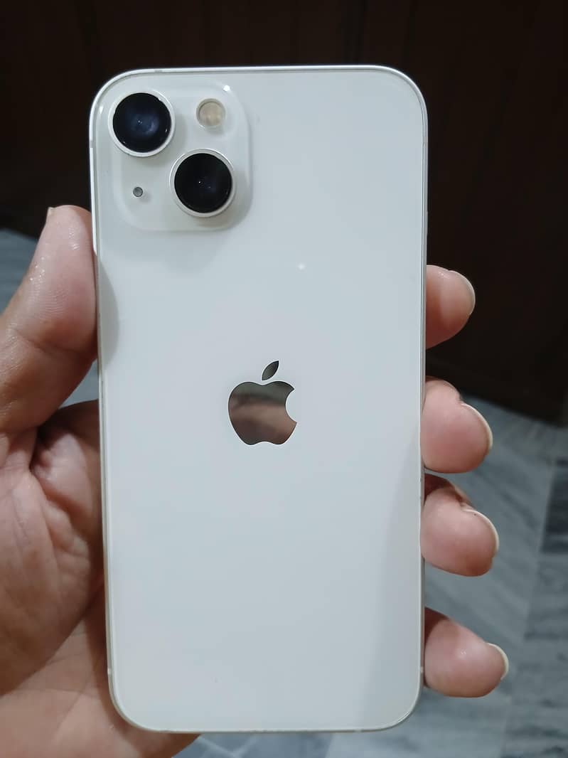 Apple iPhone 13 0