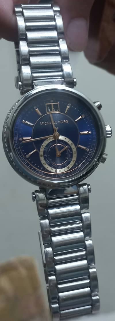 Michael Kors women watch new condition for sale