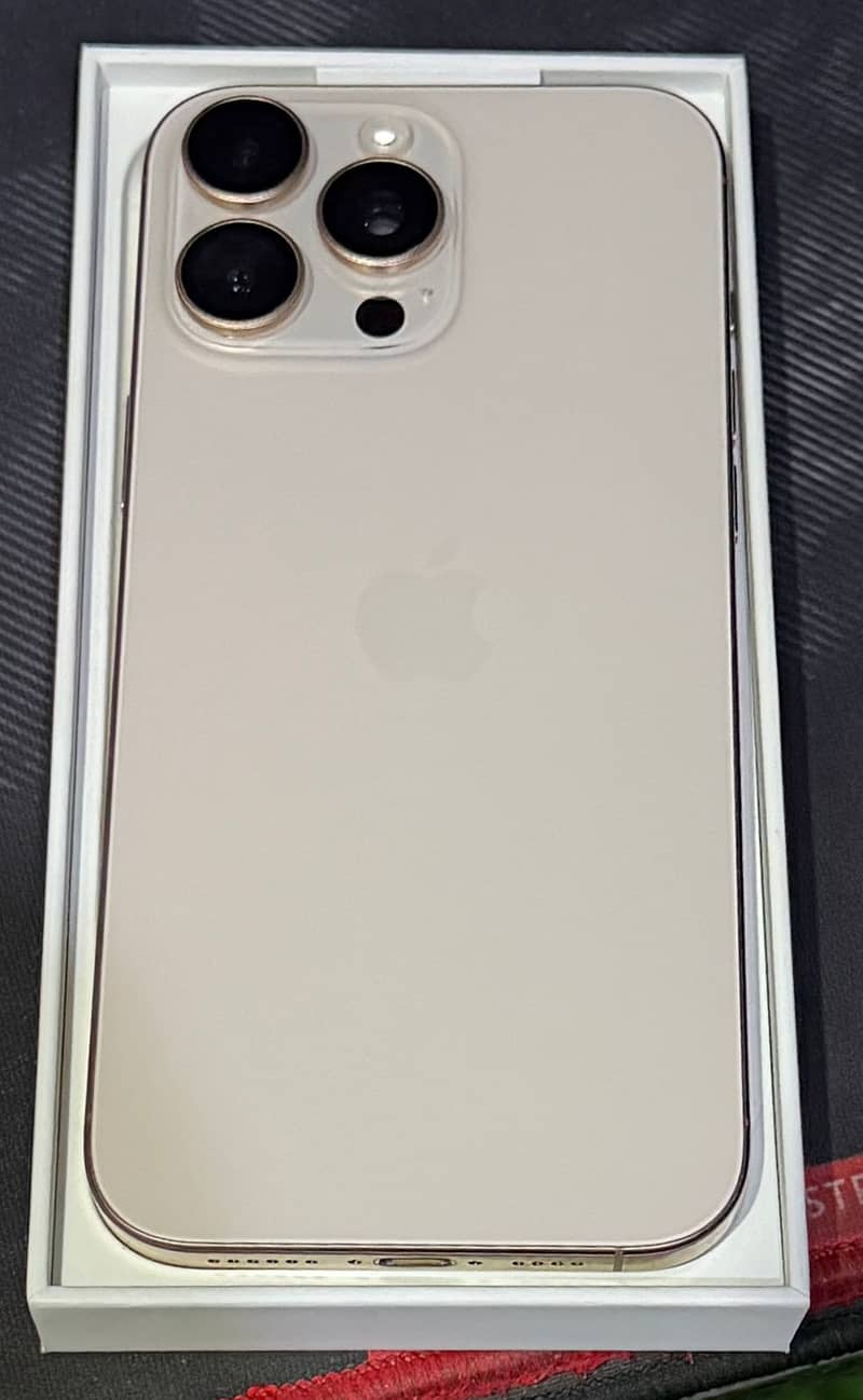 Apple Iphone 16 Pro Max 3